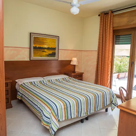 Madonna Della Neve Pettenasco