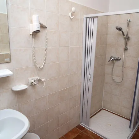 Hotel Madonna Della Neve Pettenasco