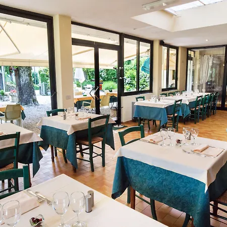 Madonna Della Neve Hotel 2*