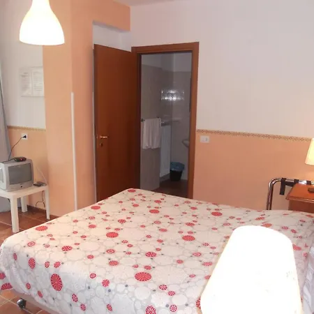 Madonna Della Neve Otel