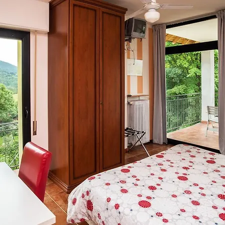 Madonna Della Neve 2* Pettenasco