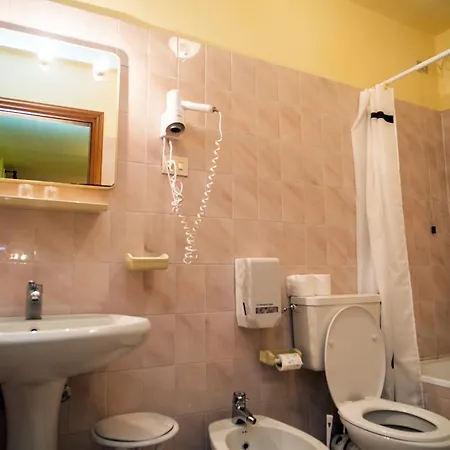 Madonna Della Neve Otel